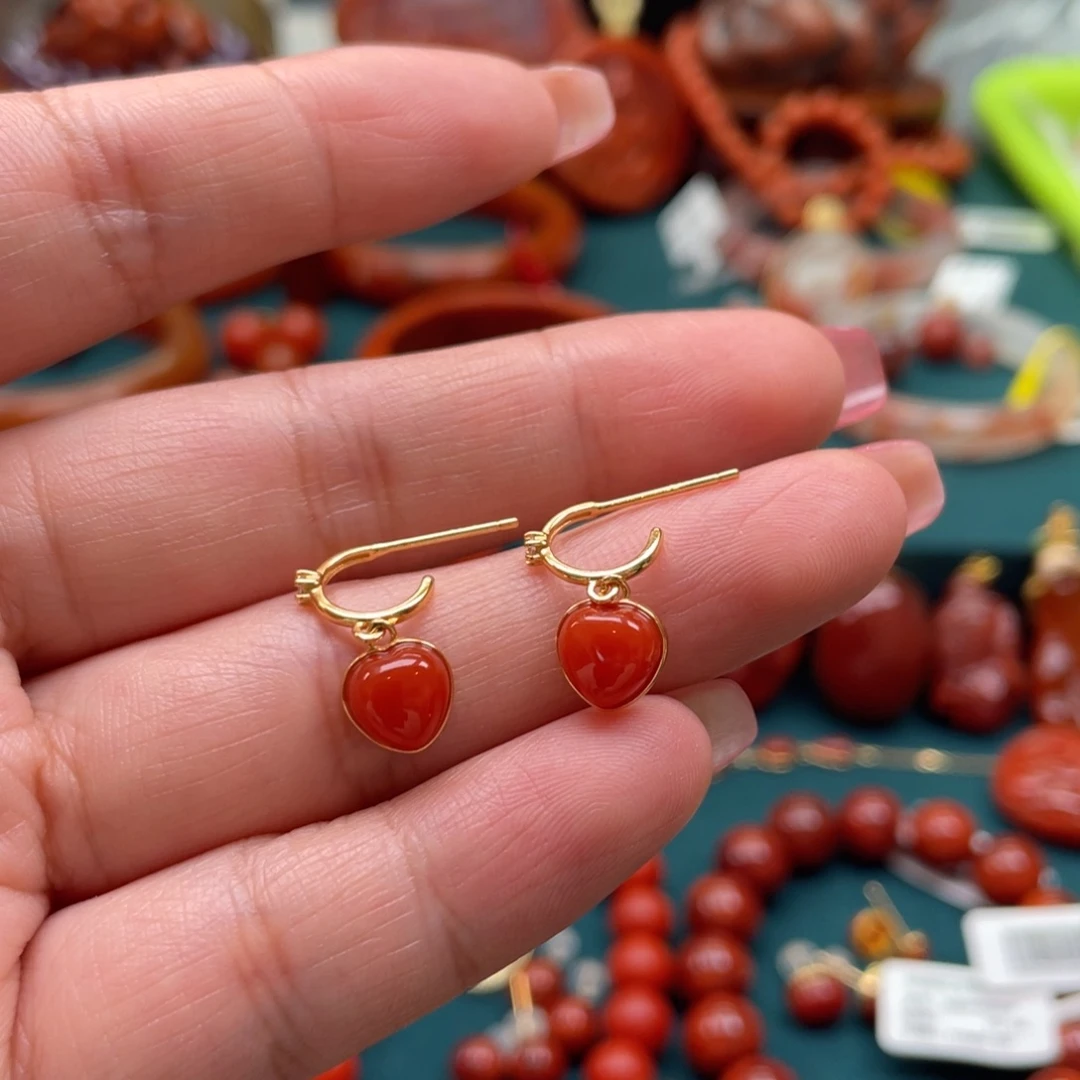 银S925镶嵌开播福利保山南红满肉爱心耳钉南红玛瑙