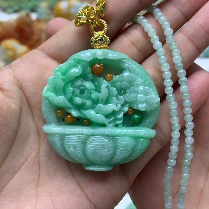 颈饰未镶嵌翡翠翡翠