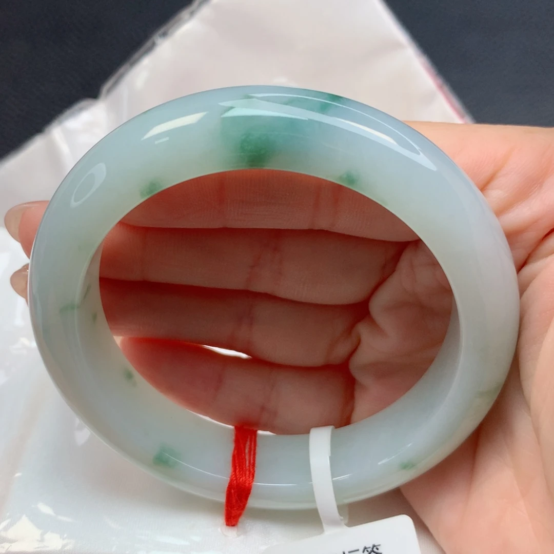 未镶嵌手镯翡翠55-56胶润飘花