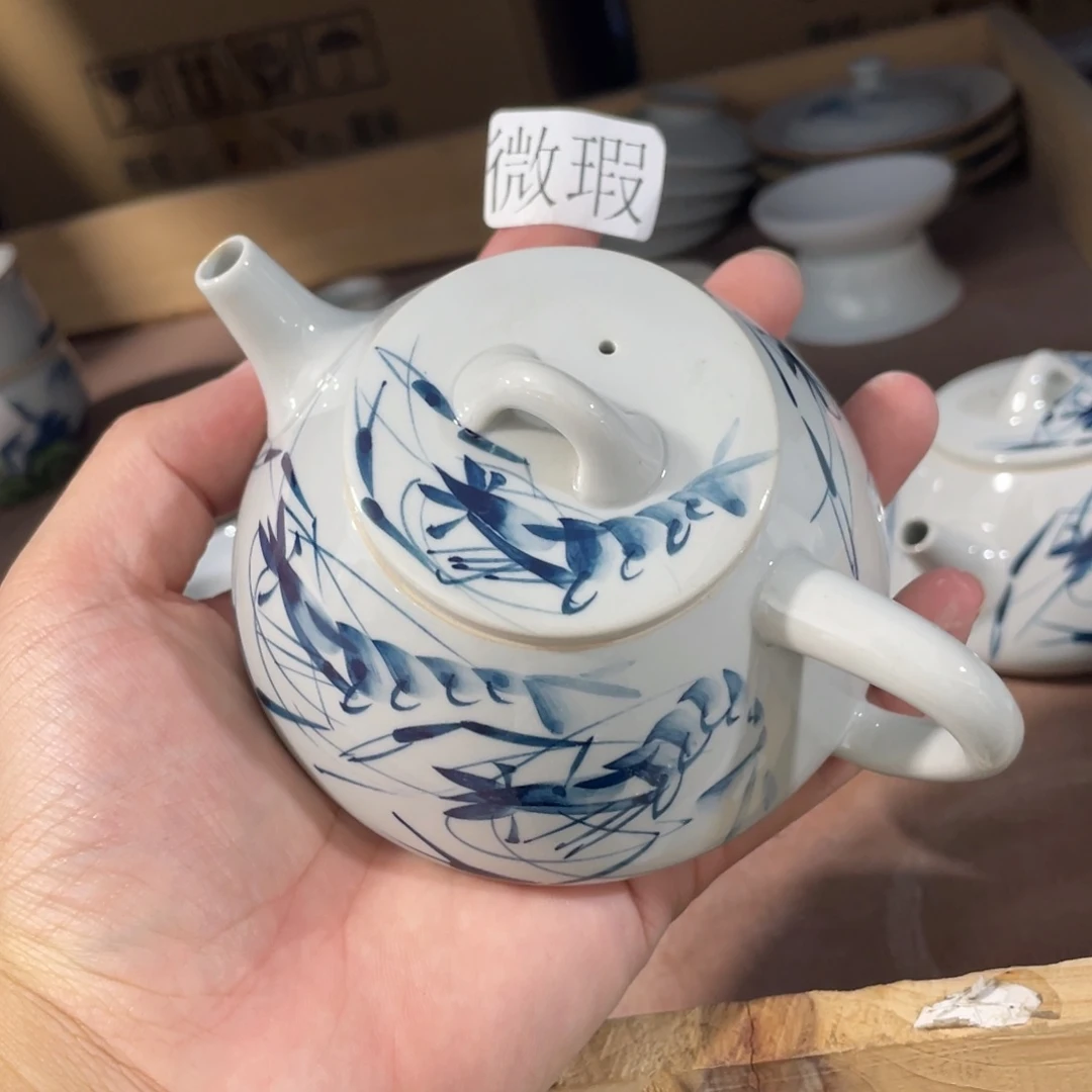 釉下手绘茶具微瑕