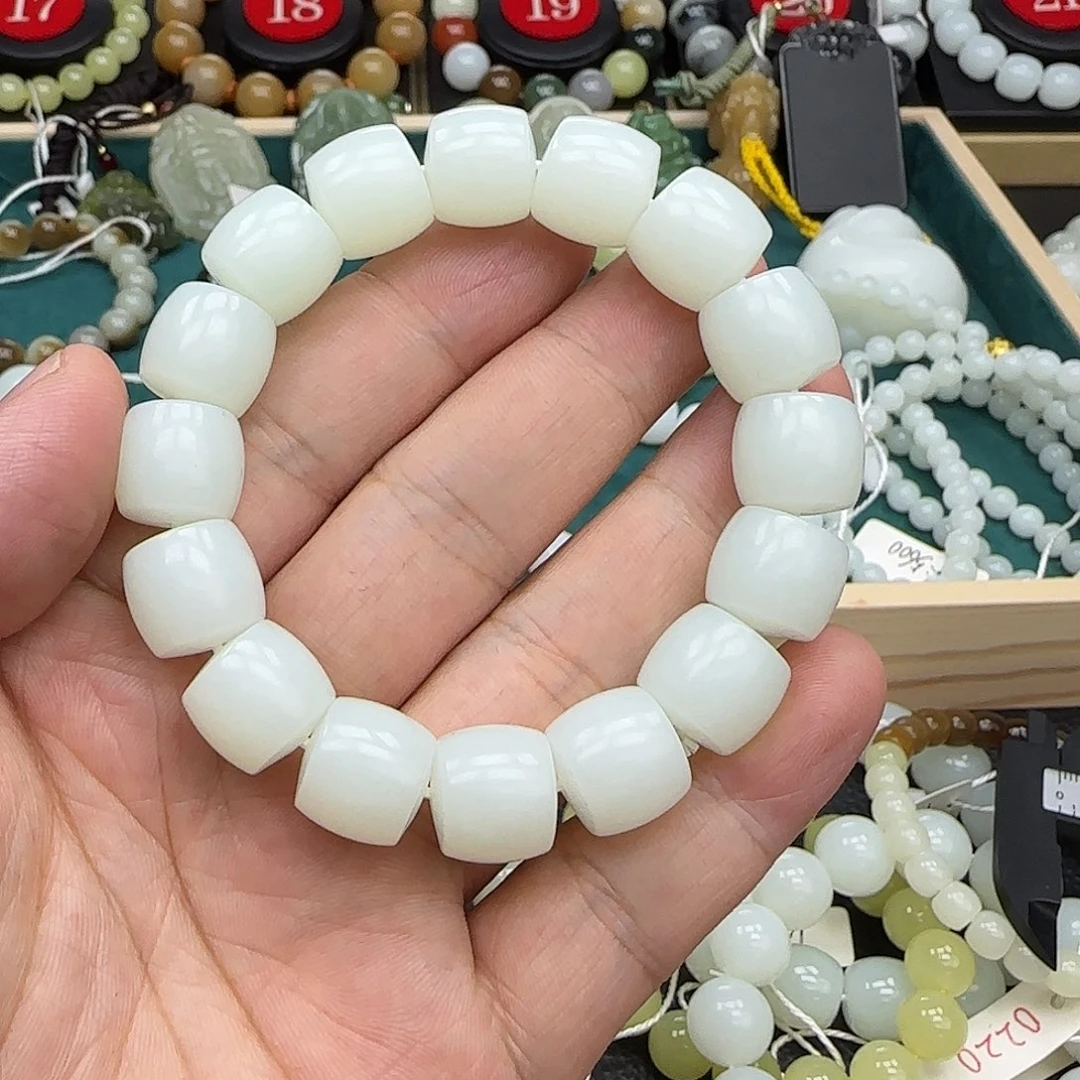 W***與和田玉未镶嵌手串14