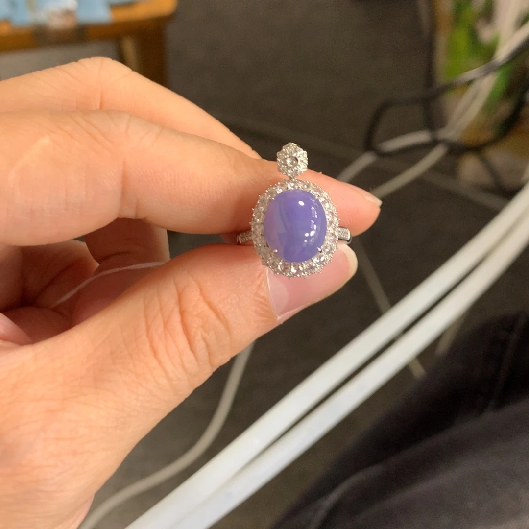 翡翠戒指18K金镶嵌翡翠