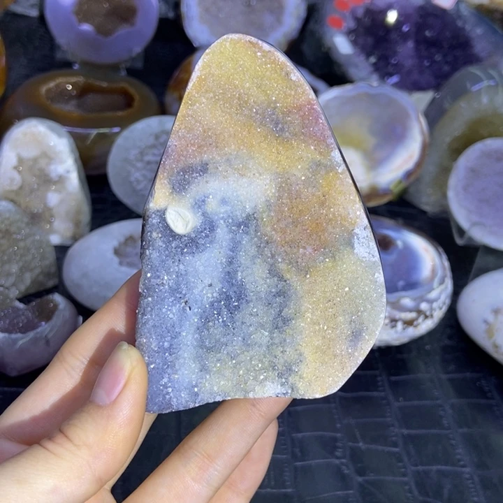 未镶嵌珠宝半成品水晶晶镇