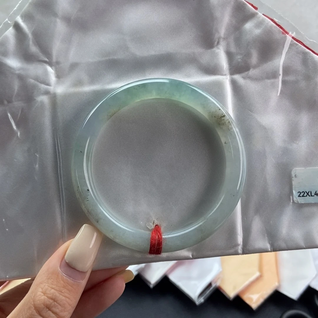 翡翠手镯未镶嵌57/58圈口