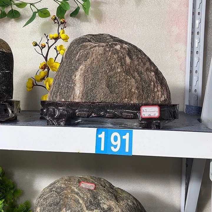 熬***时石材直播间一物一图石头