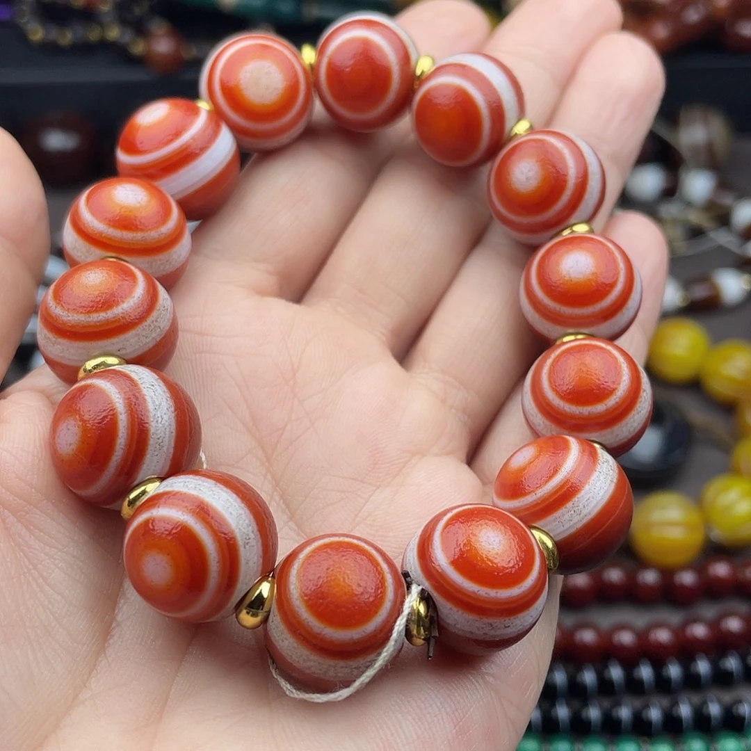 用***0玛瑙/玉髓未镶嵌颈饰