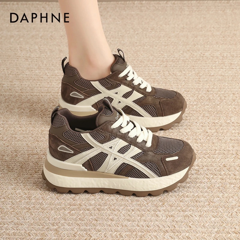 达芙妮超轻便厚底老爹鞋显脚小网面透气2025新款增高百搭运动女鞋