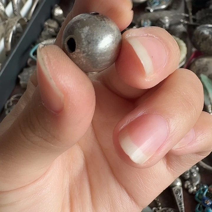 ****姐足银玻璃足银珠子一个