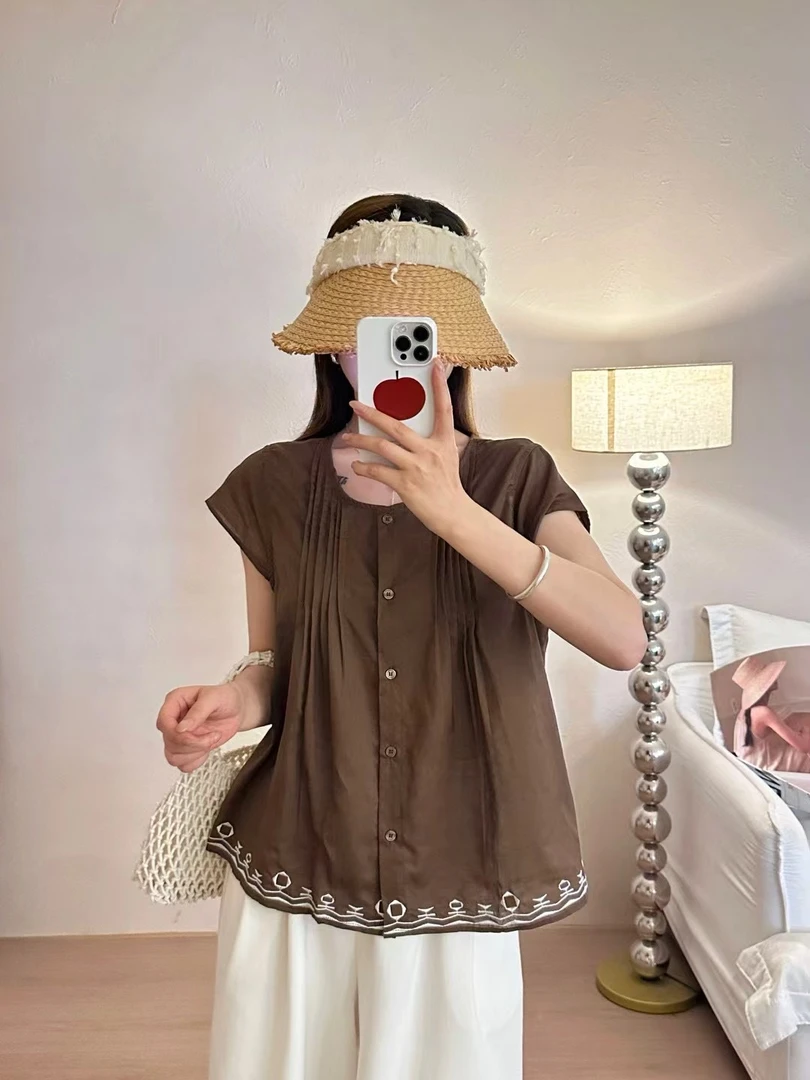 夏季新款韩版圆领无袖刺绣宽松显瘦减龄女士衬衫