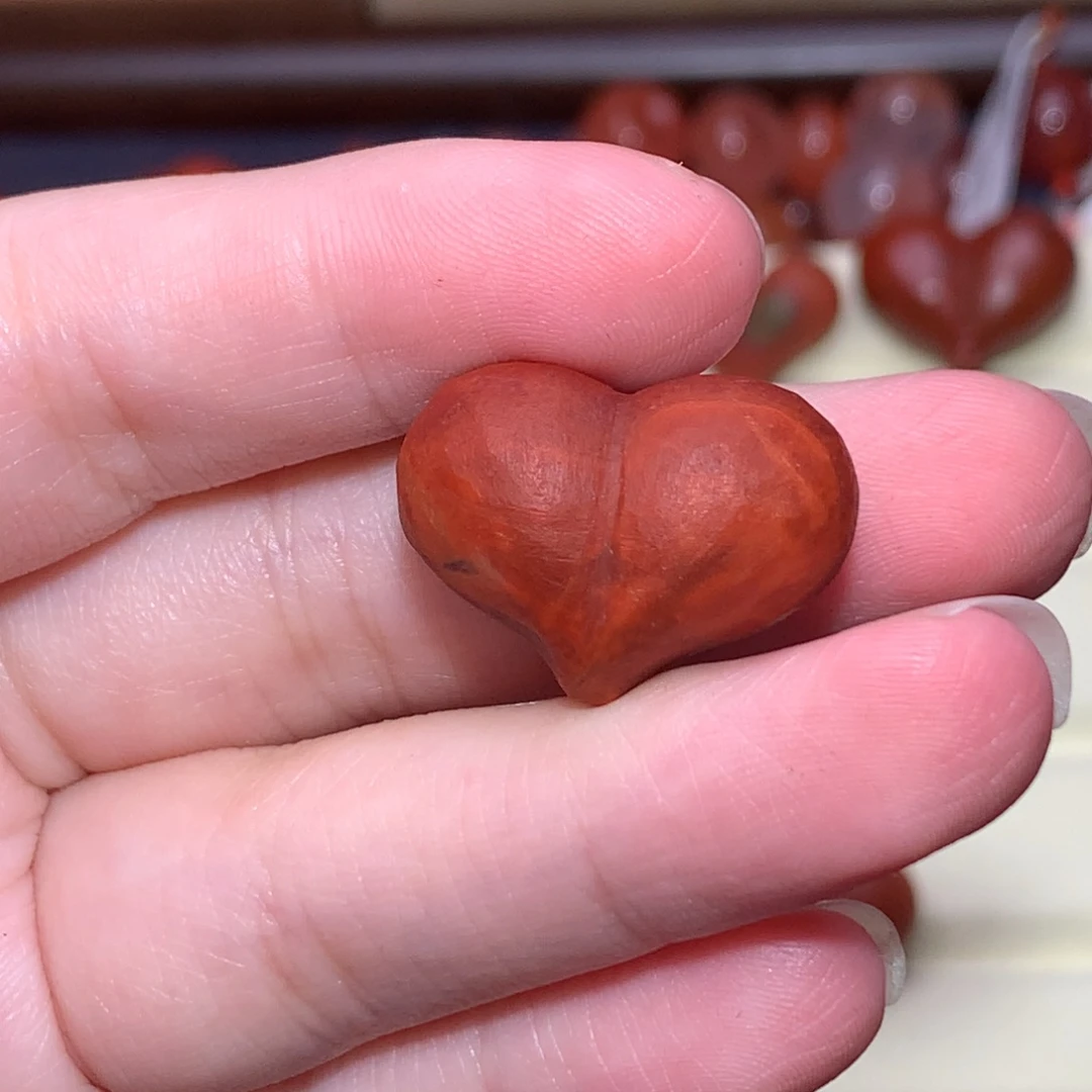 融***寒南红玛瑙未镶嵌珠宝半成品屁桃1