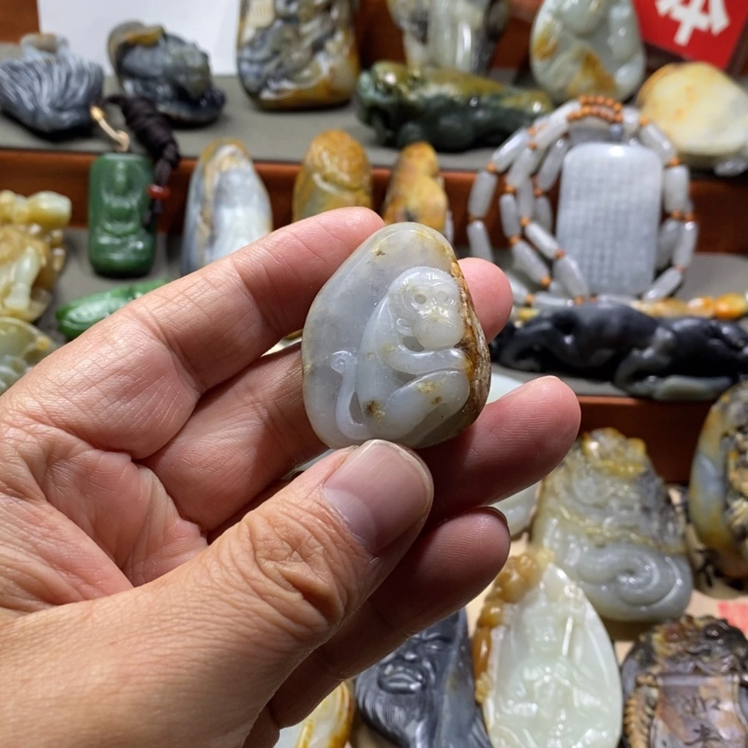 和田玉未镶嵌挂件