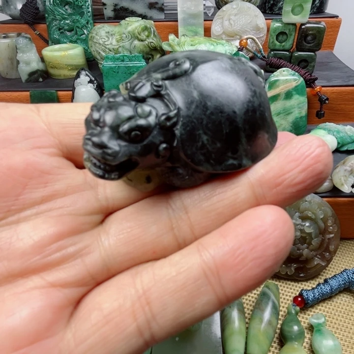 独山玉未镶嵌珠宝半成品