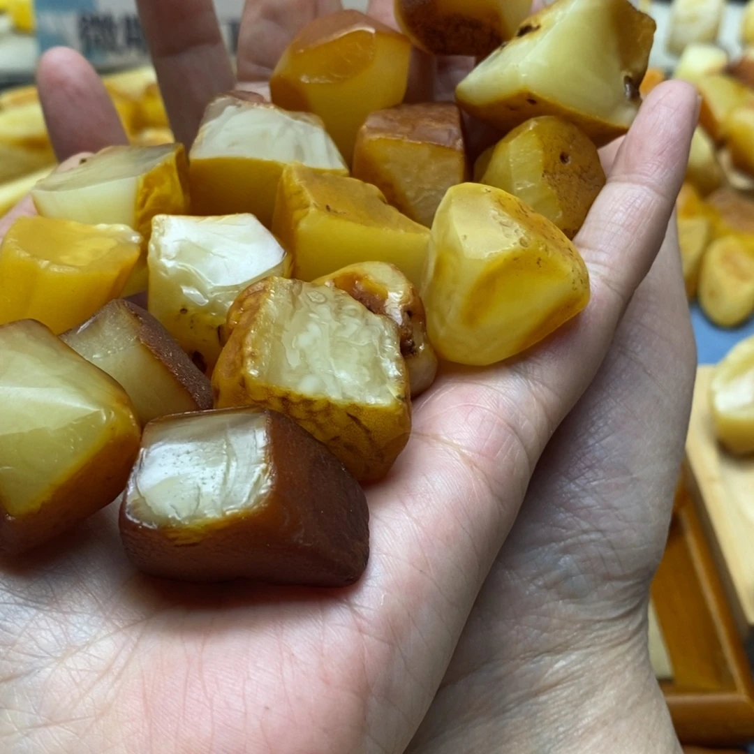 浅***言未镶嵌定制琥珀传世琥珀蜜蜡定制