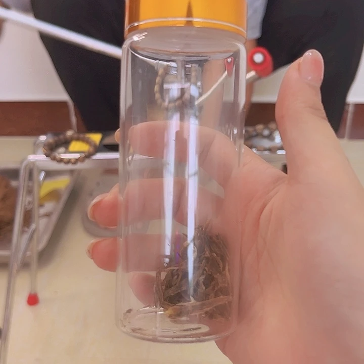 沉香碎料随形鼓珠2克+