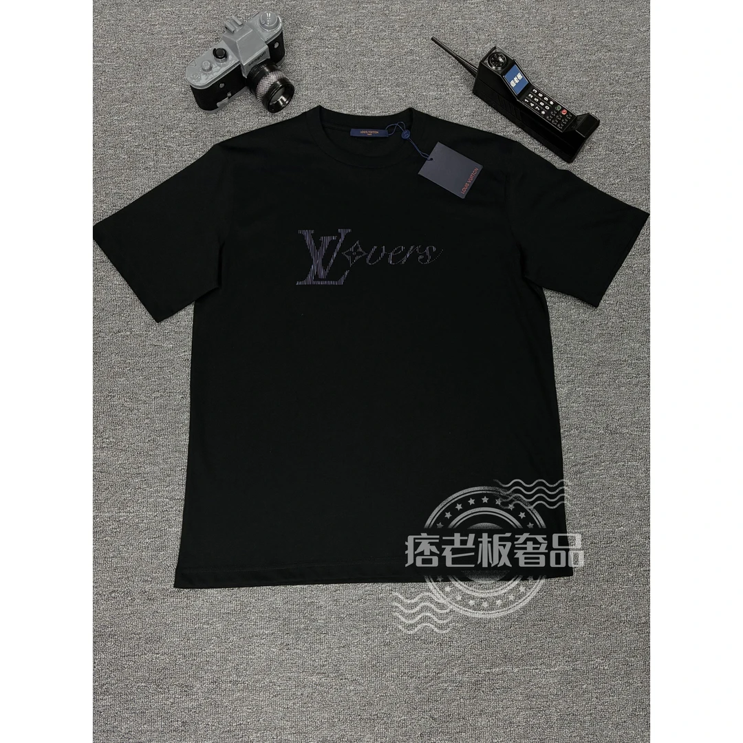 未拆封 LouisVuitton/路易威登 渐变印花字母短袖