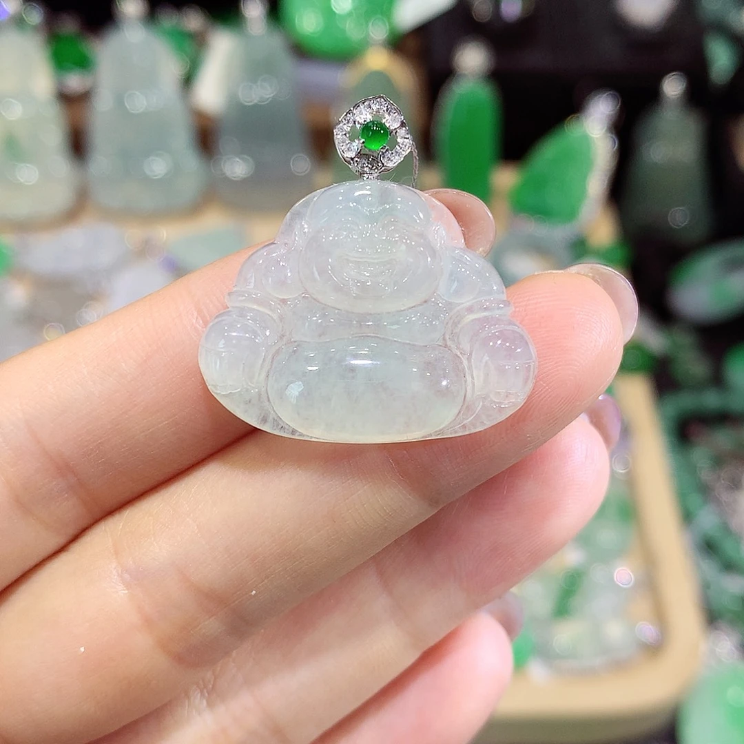 颈饰18K金镶嵌翡翠佛