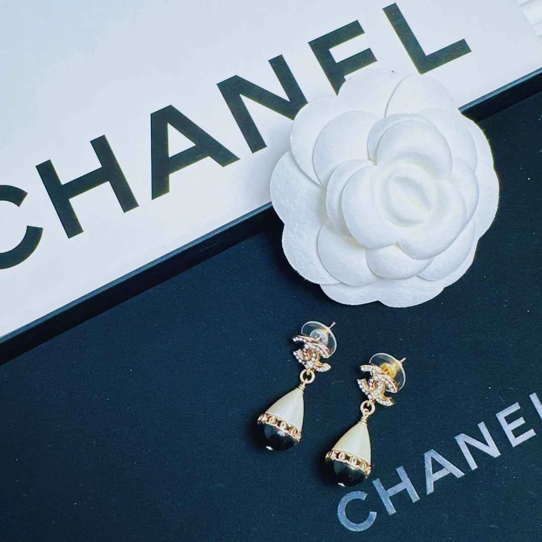 95新 Chanel/香奈儿 柚礼中古/香奈儿黑白水滴状耳钉LZ501159