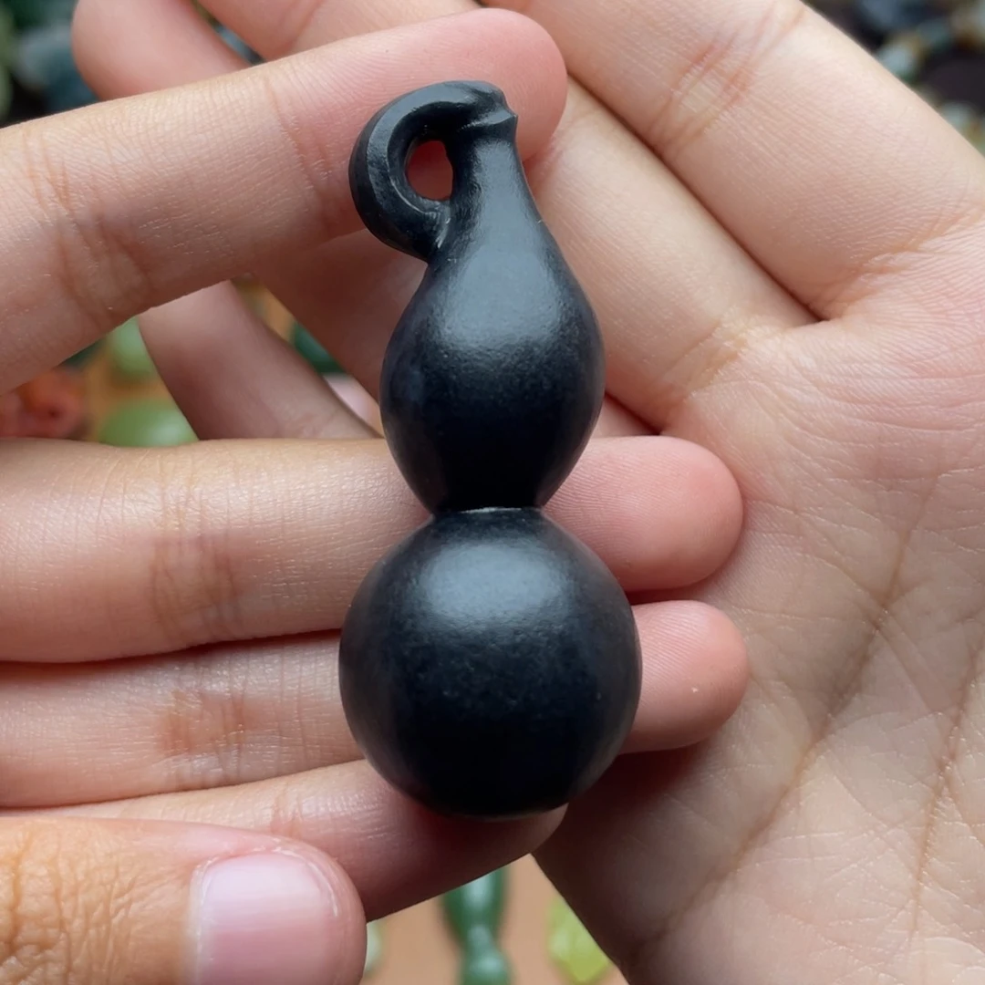 【闪购商品】和田玉未镶嵌颈饰哈*