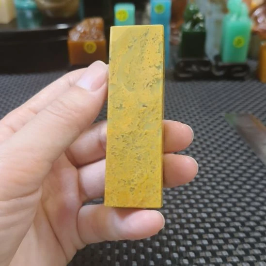 寿山石印石花坑石