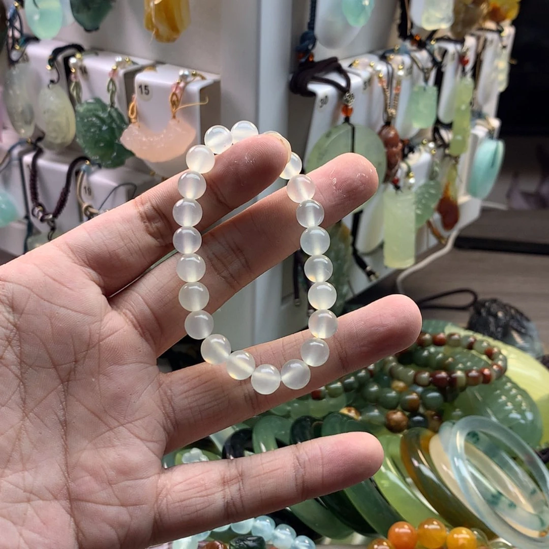 【闪购商品】蛇纹石玉未镶嵌颈饰