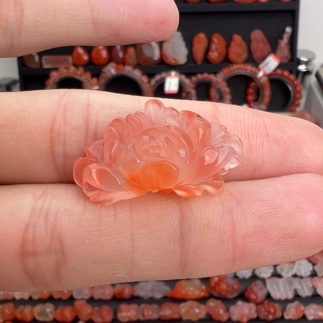 南红玛瑙未镶嵌颈饰花