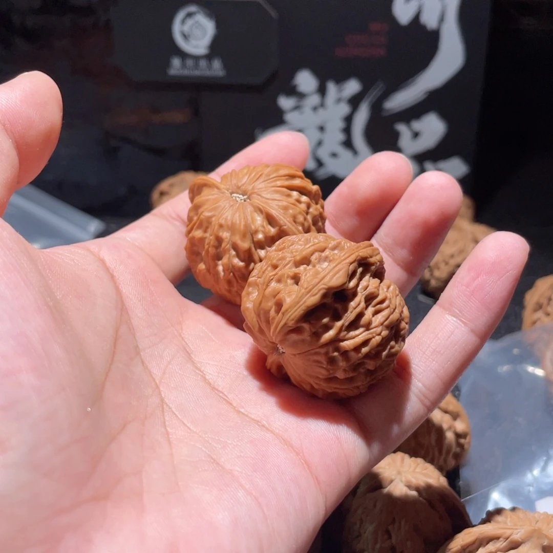 桃核把件?****?40全品正磨