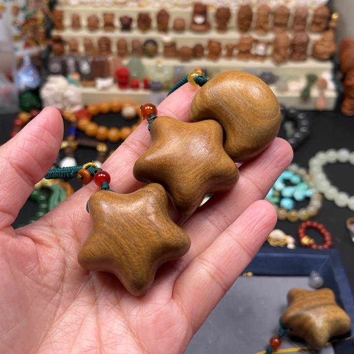 维腊木（绿檀）把件嗯*…星星月亮