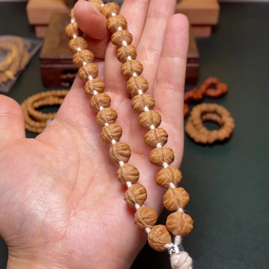 柏香籽/百香籽吊坠龙纹手持