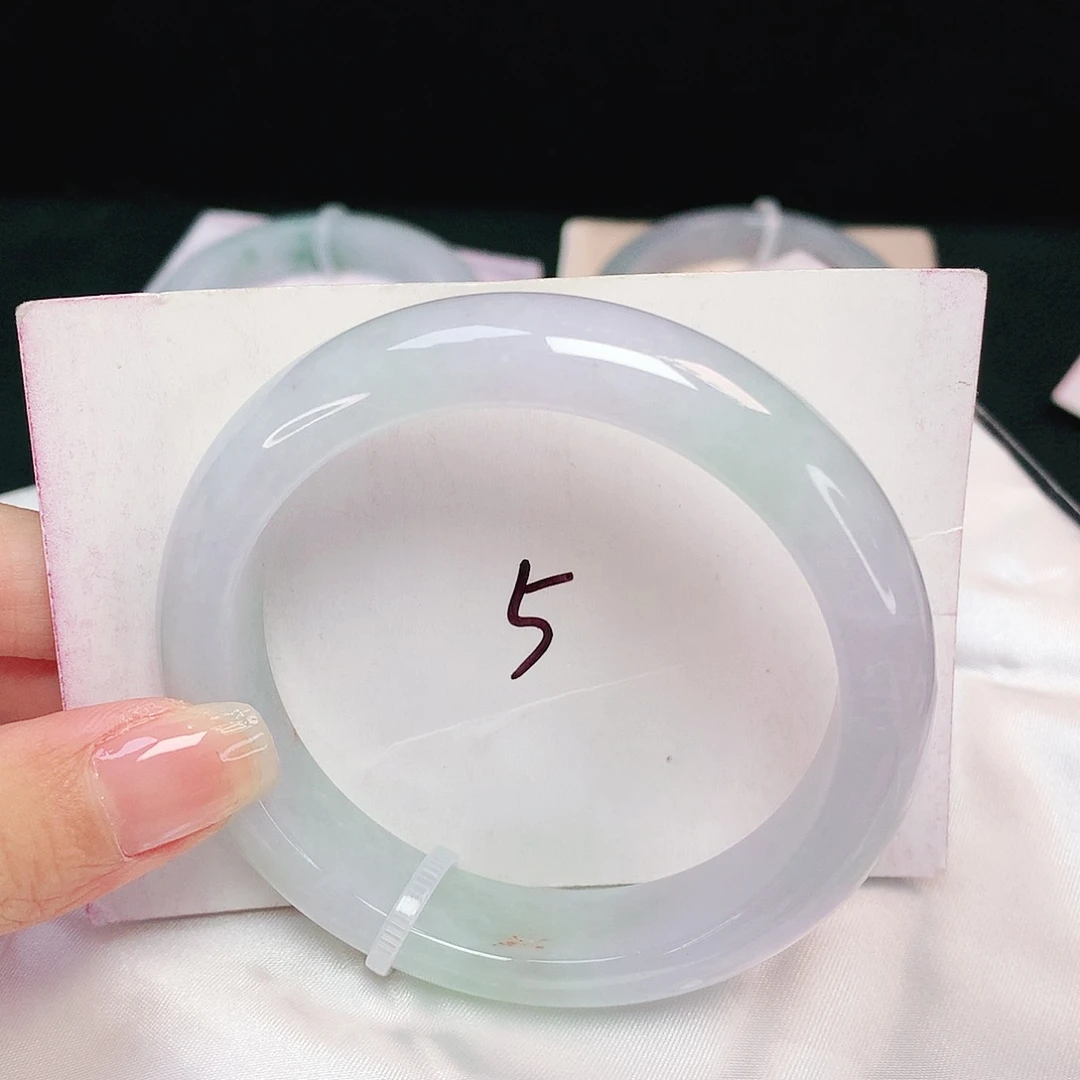 翡翠未镶嵌手镯正圈55+