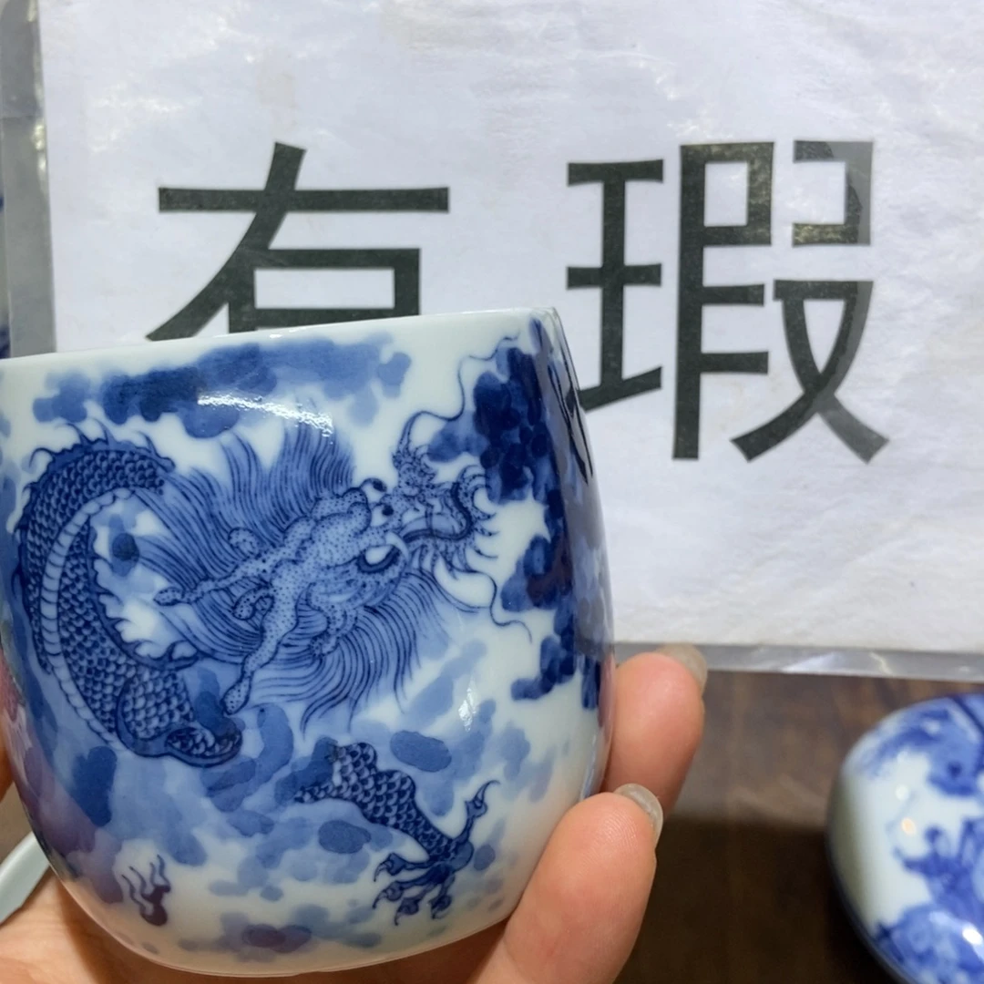 卷***婷陶瓷艺术品等行业的专业生产