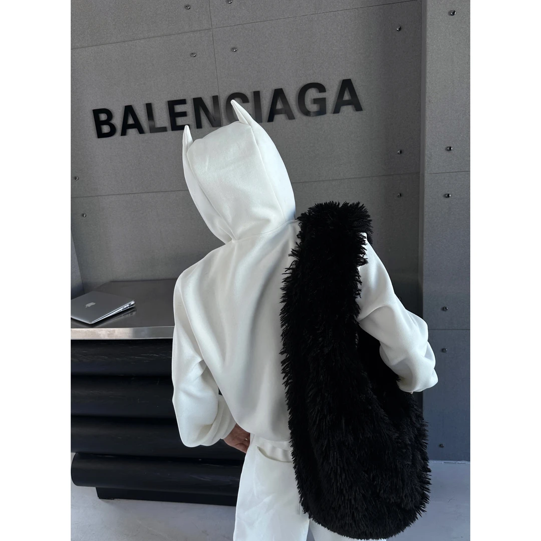 设计师款无连接商品2号上衣222