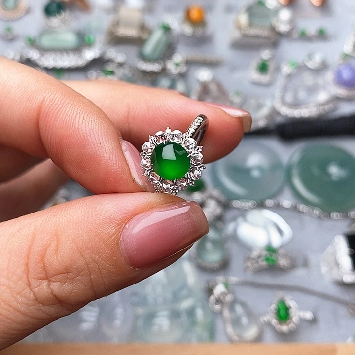 定制翡翠18K金镶嵌戒指