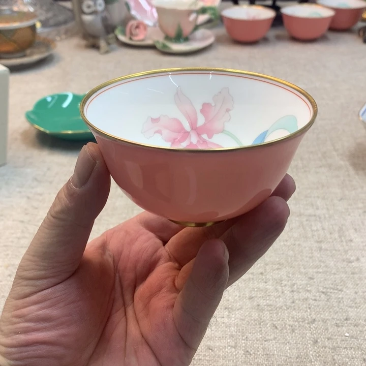 金瓷阁家的美丽瓷器