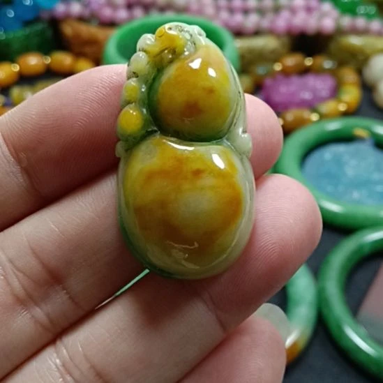 翡翠未镶嵌挂件翡翠