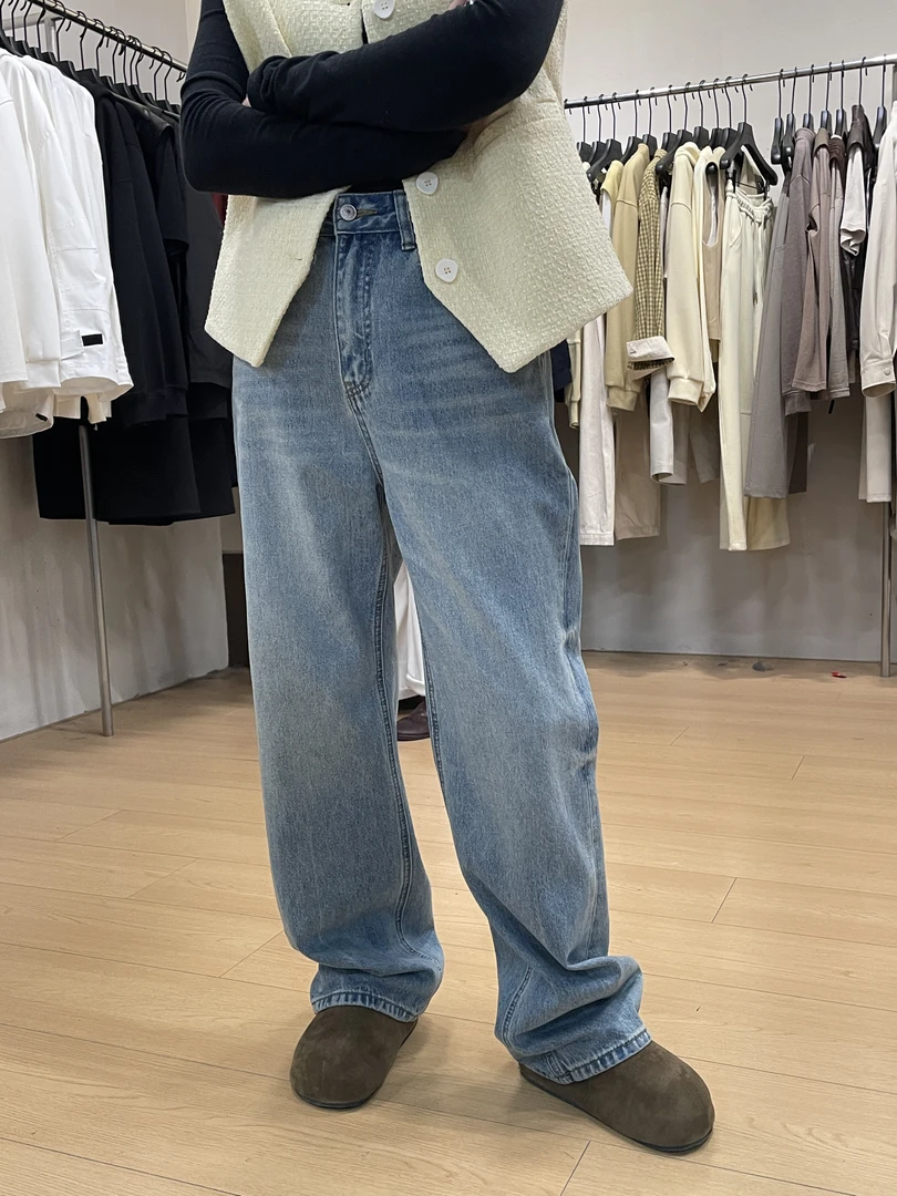 【摩姐姐欧韩】1502春款中高腰直筒牛仔裤