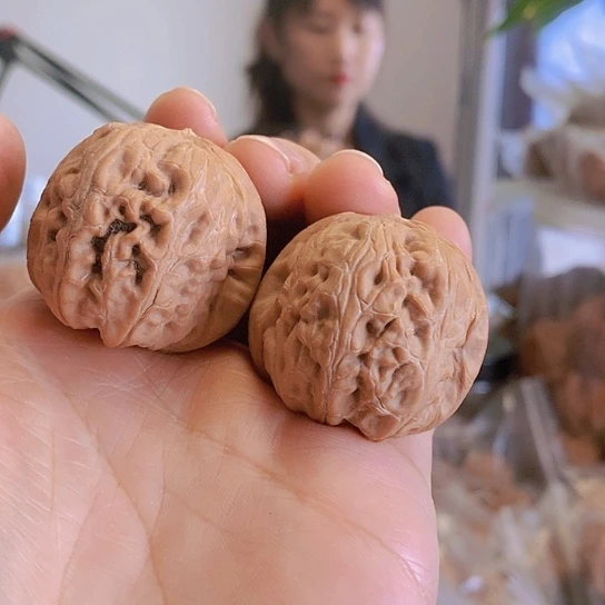 【闪购商品】把件文玩核桃40平谷元宝尖黄