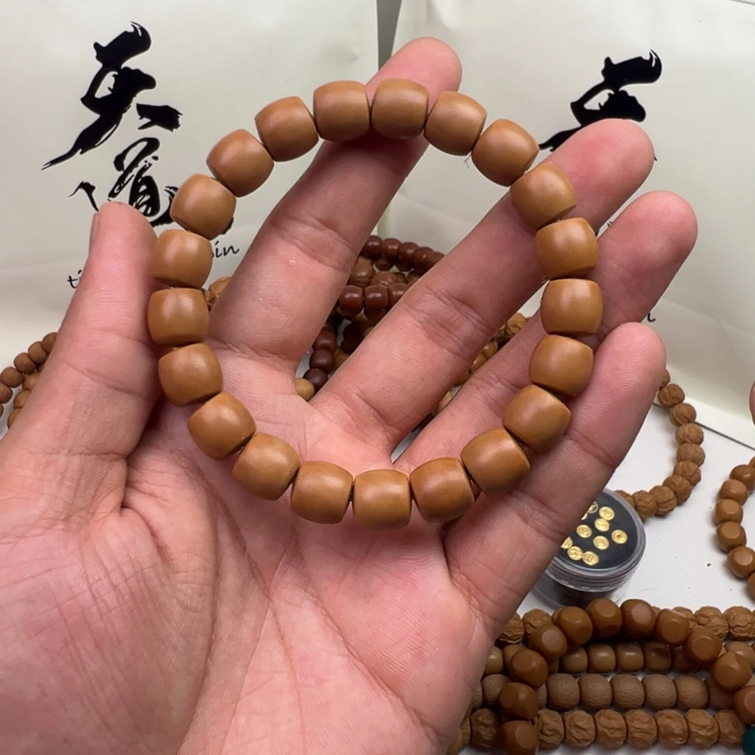 猴头核桃吊坠微瑕没黑点大直切1.1
