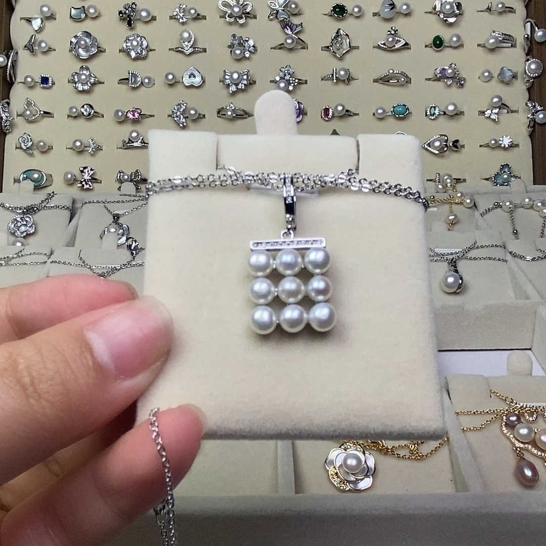 银S925镶嵌淡水珍珠耳饰