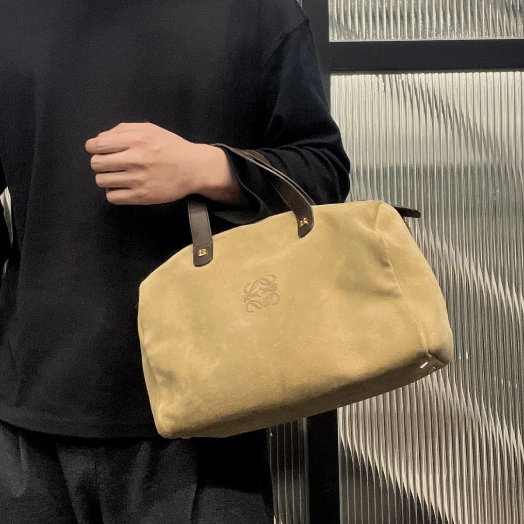95新 LOEWE/罗意威 【涛】25JP09 麂皮波士顿