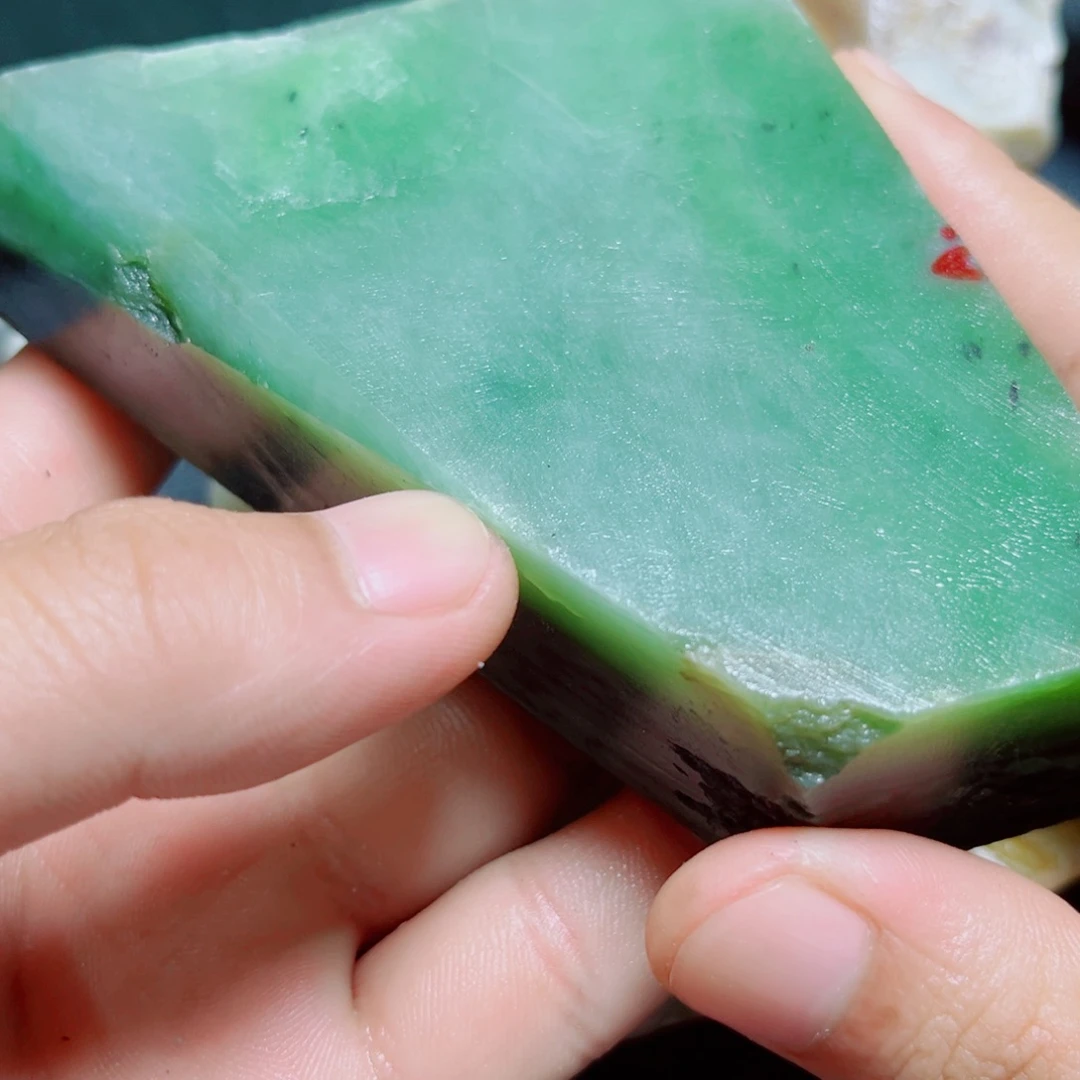 和田玉未镶嵌珠宝奇石