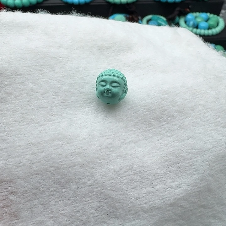 卡12.8/11➕绿宝宝佛头单珠一颗