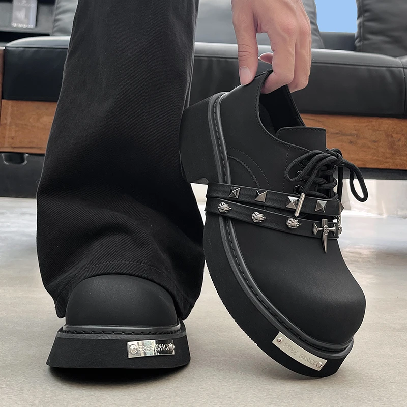 小众朋克风大头皮鞋男哑光cos增高德比鞋亚文化铆钉厚底米奇鞋潮