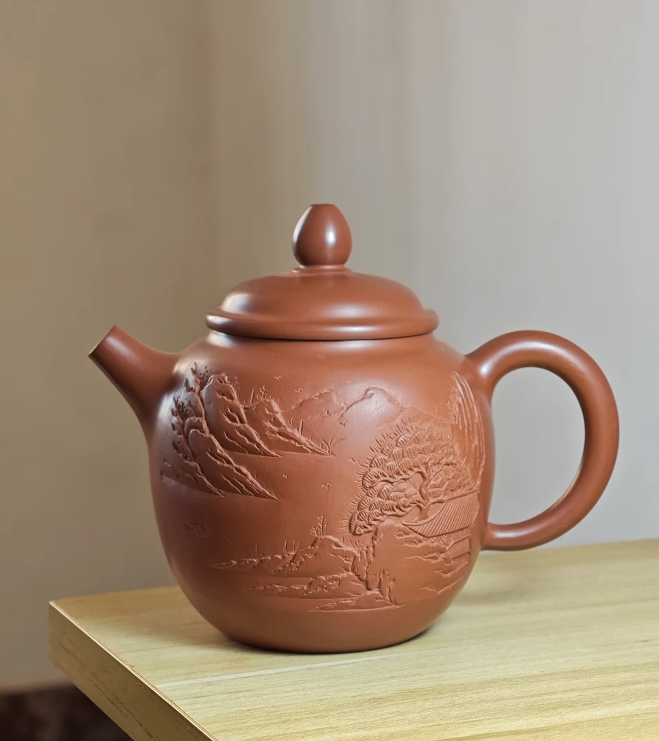 坭兴陶 全手工制作美人尖 精雕山水 260CC