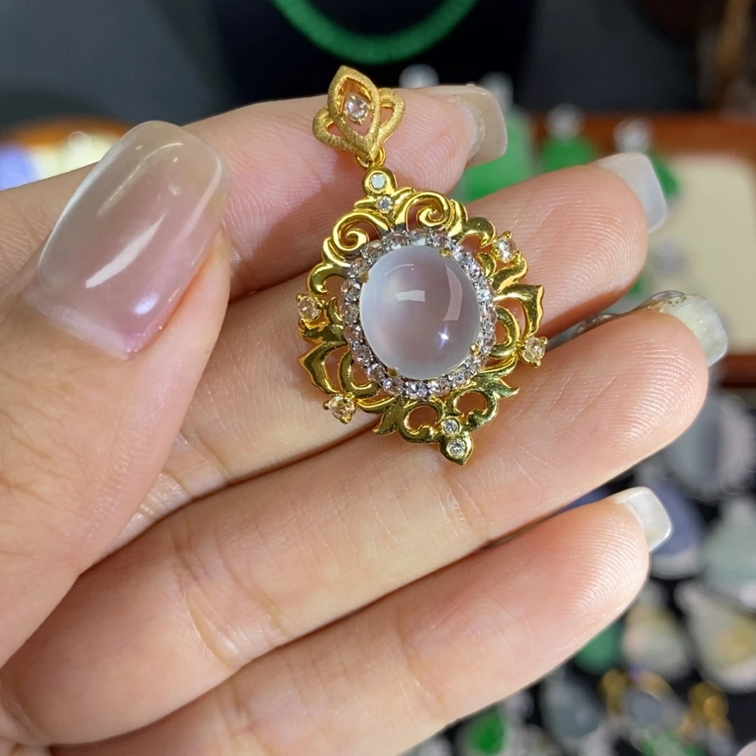 翡翠18K金镶嵌颈饰A货翡翠