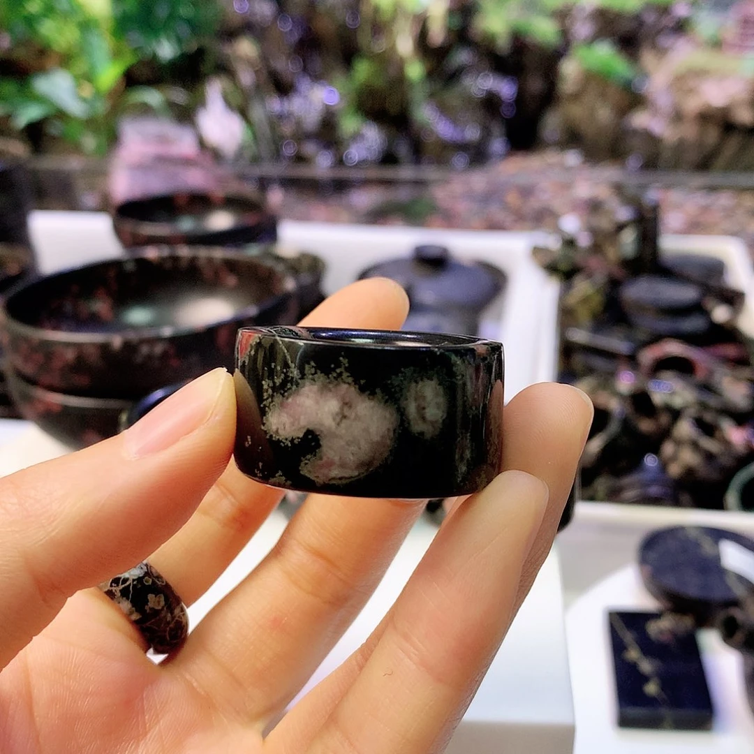 巴***哥天然梅花玉 开播福利