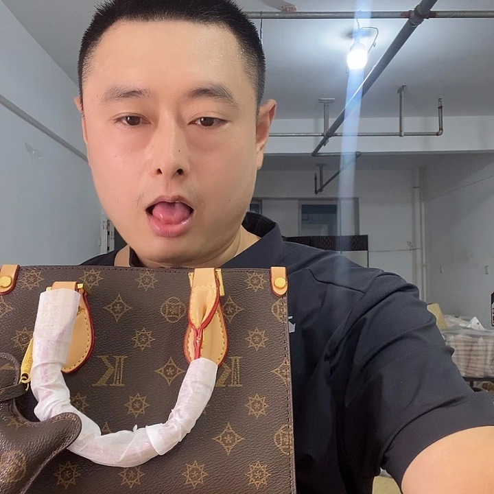 麂皮（革）水牛皮（革）锦纶PVC牛皮（革）山羊皮（革）