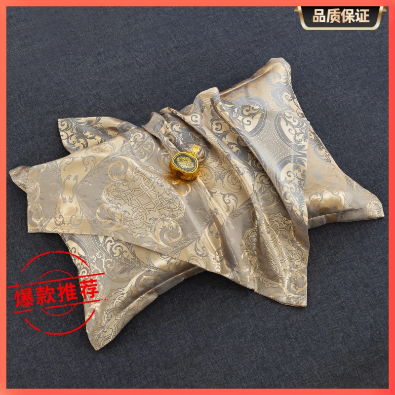 小氏冰丝枕套成人夏天凉感枕套欧式高档提花枕头枕芯套48x74c