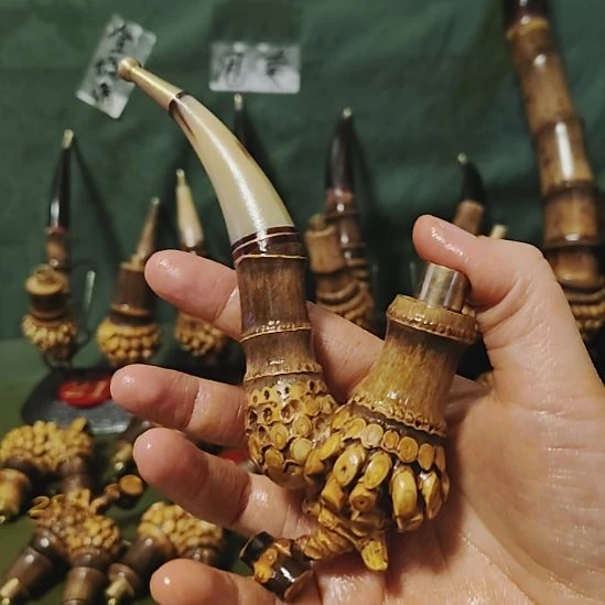 用***5贵州特色竹根烟斗工艺品手把件