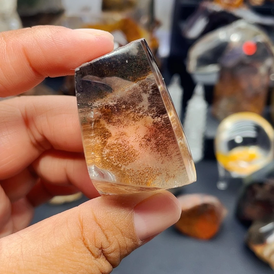 未镶嵌水晶大型摆件（非配饰）