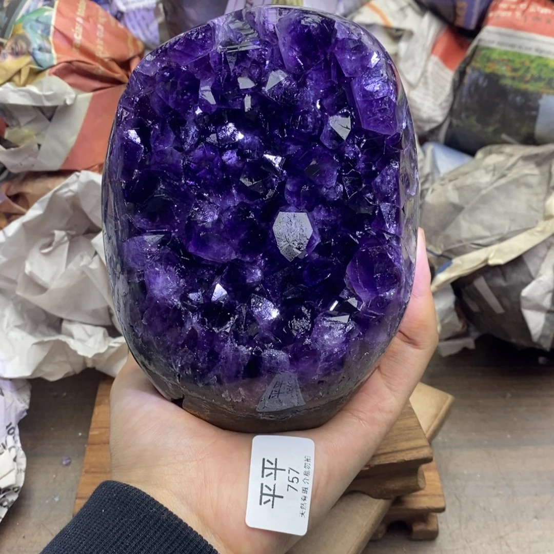紫晶未镶嵌大型摆件（非配饰）